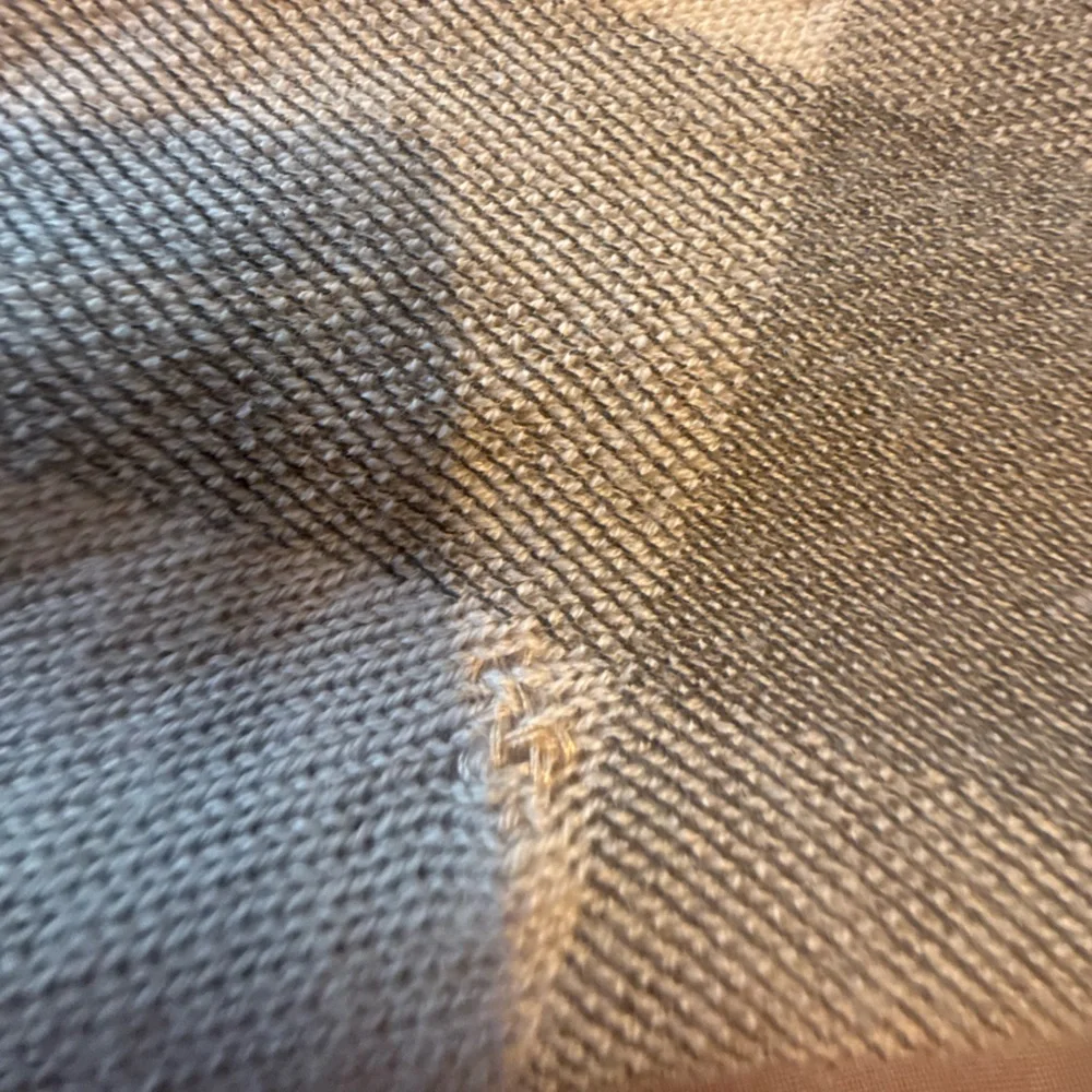 Burberry Brit Tan Merino Wool Novacheck Zip Front Cardigan Size Small - Picture 10 of 12